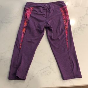 GAIAM women’s leggings purple floral size large